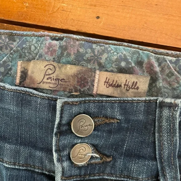 Paige Hidden Hills 2000s Dark Wash Mid Rise Bootcut Jeans - Picture 4 of 11